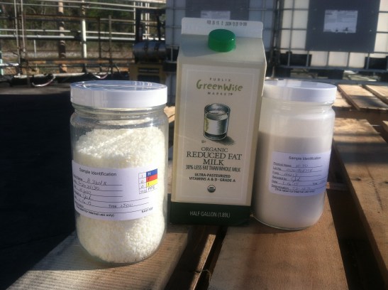 Solid AKD (left), Emulsified AKD (right) 